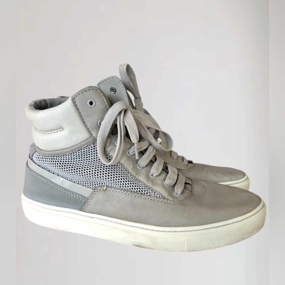 Vince Hightop Leather Sneakers Size 8.5